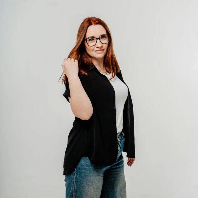 irina_kondrashova-logo